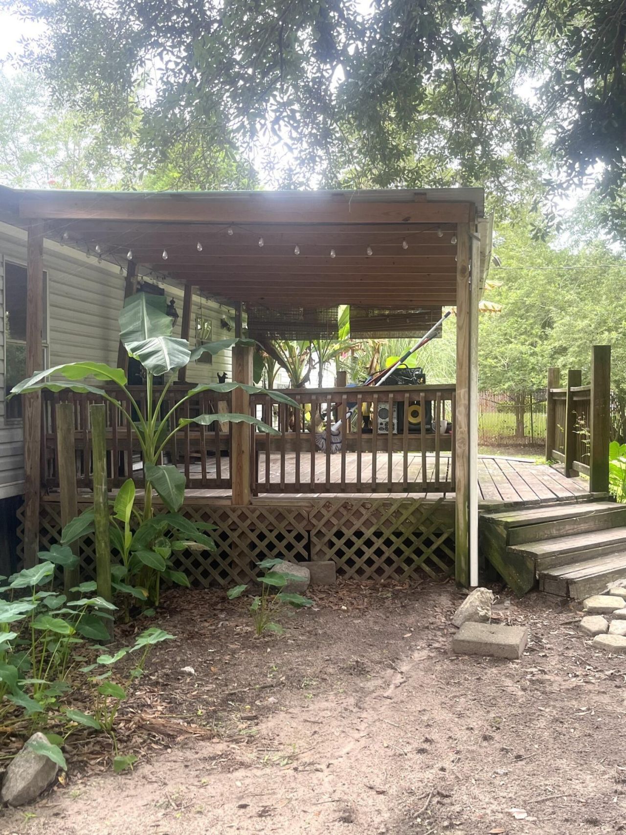 734 Henry Street Photo 23