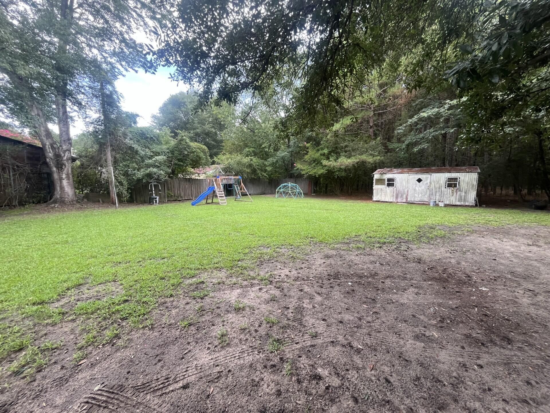 734 Henry Street Photo 26