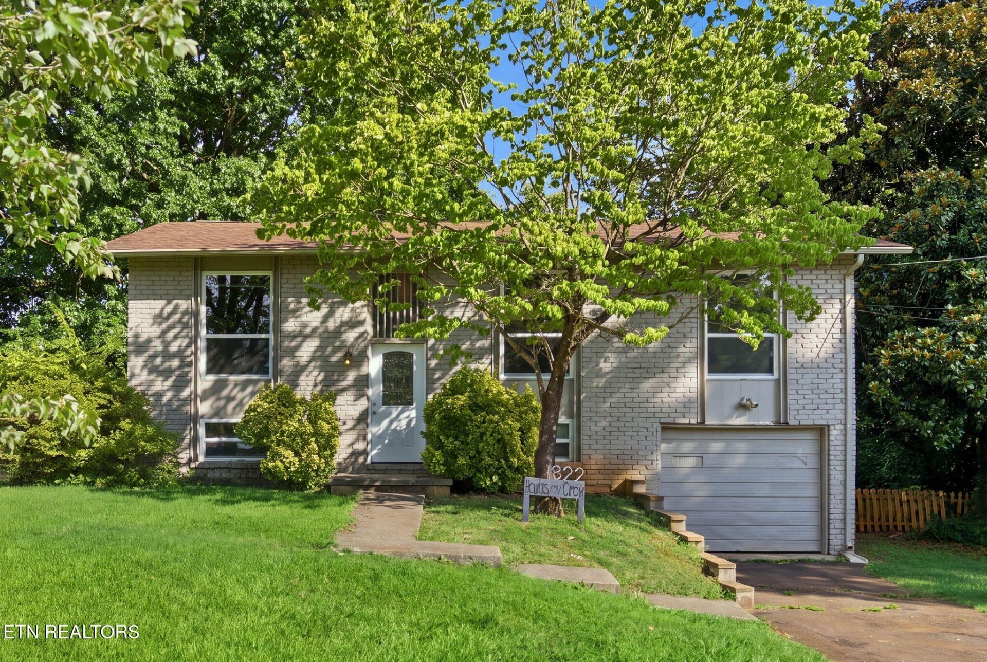 1322 Scotsbury Circle, Knoxville, TN 37919 Main Photo