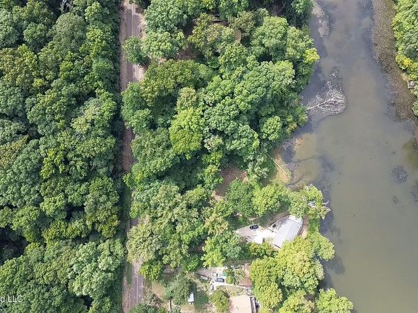 1915 Mattaha Drive, Hernando, MS 38632