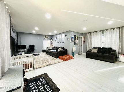 1000 Keystone Avenue, Reno, NV 89503 Photo