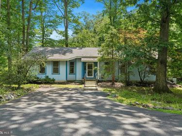 2990 CHESTNUT HILL ROAD, POTTSTOWN, PA 19465