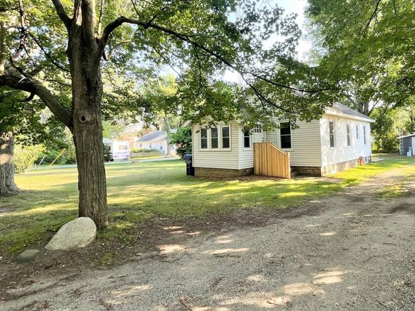 1146 Coolidge Avenue, Benton Harbor, MI 49022