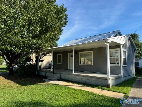 6 Peachtree Street, Gadsden, AL 35904