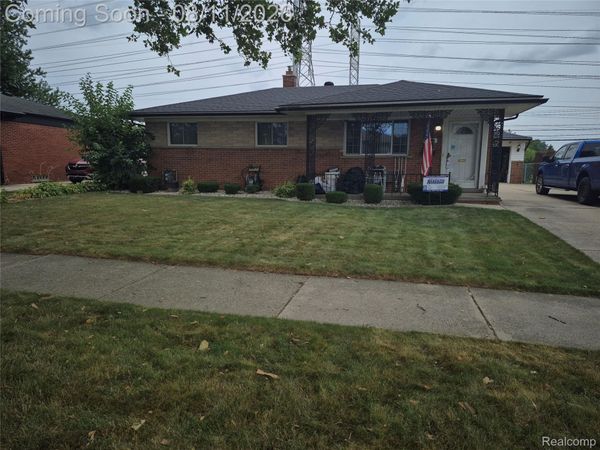 30541 Iroquois Drive, Warren, Mi 48088