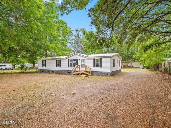 4318 DEERFIELD Circle W, Macclenny, FL 32063