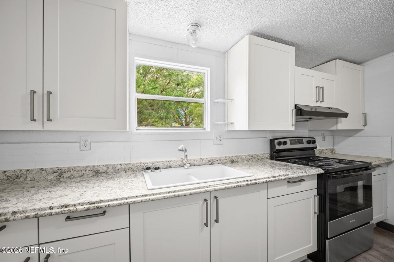 4318 Deerfield Circle W, Macclenny, FL 32063 Photo