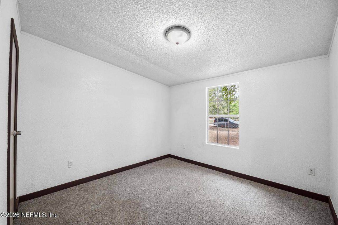 4318 Deerfield Circle W, Macclenny, FL 32063 Photo