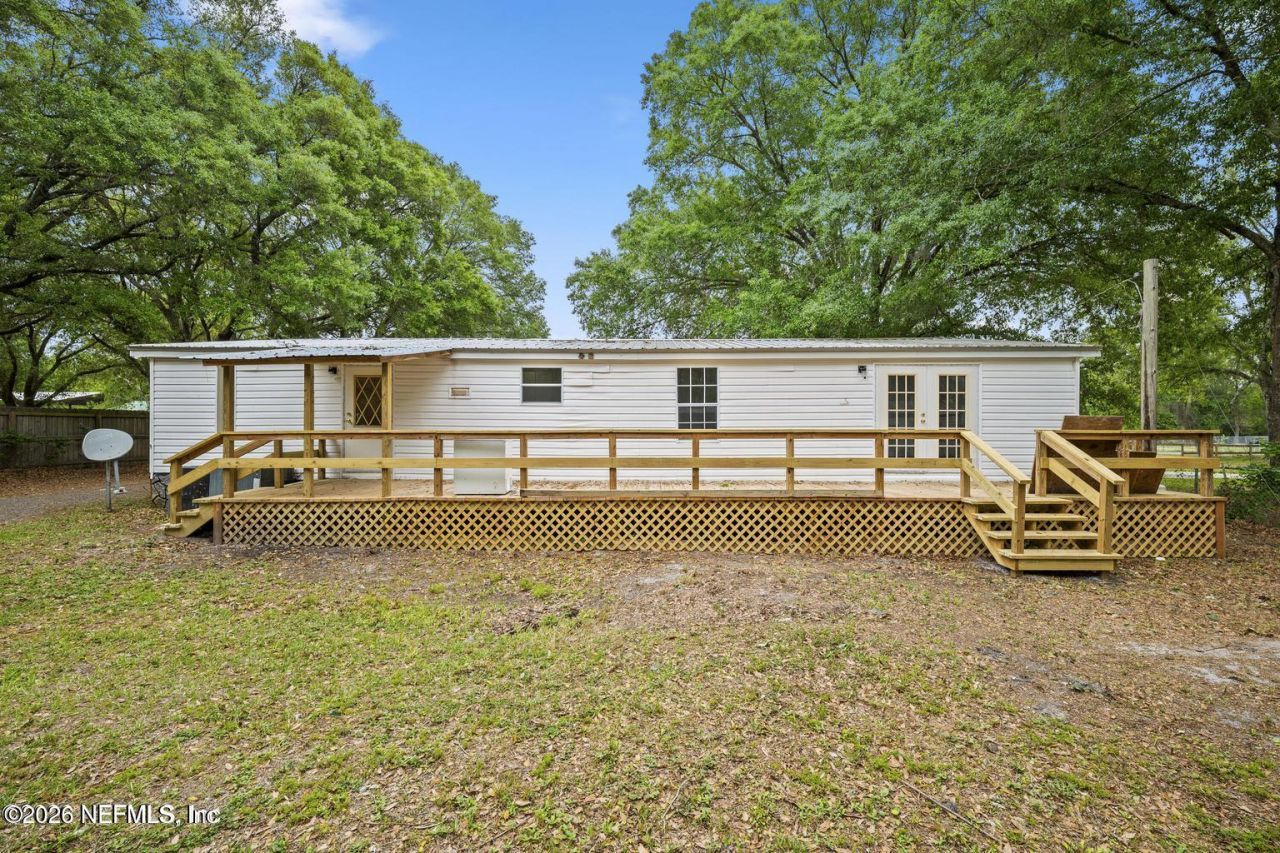 4318 Deerfield Circle W, Macclenny, FL 32063 Photo