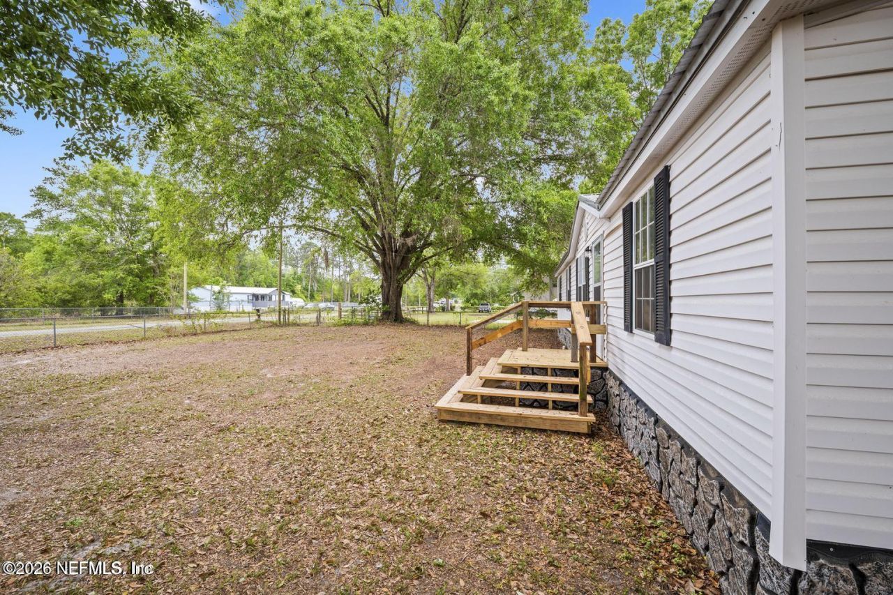 4318 Deerfield Circle W, Macclenny, FL 32063 Photo
