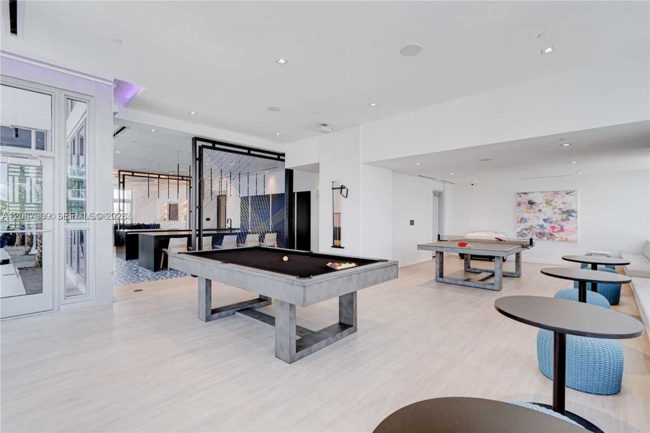 227 NE 2nd St , Unit 1606, Miami, FL 33132 Photo
