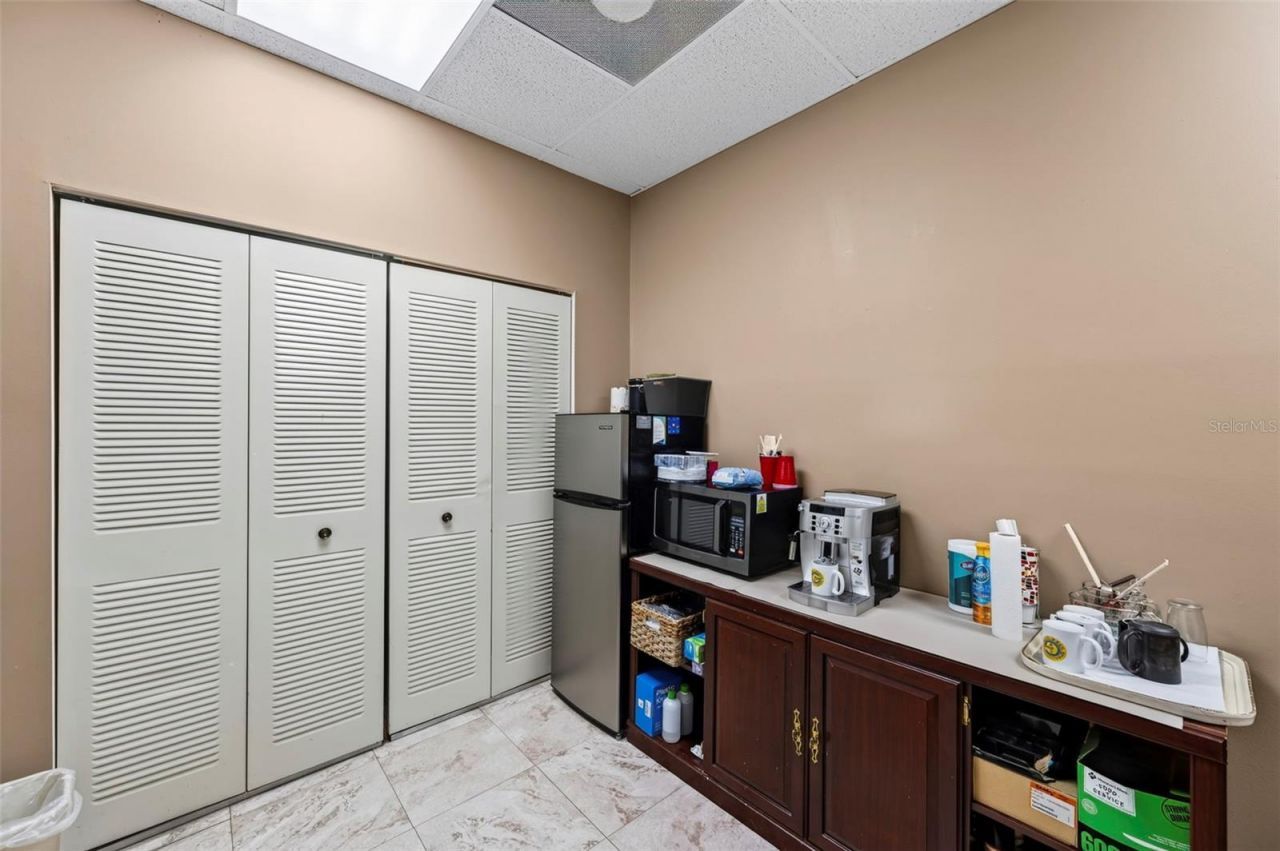 3632 Central Avenue, Saint Petersburg, FL 33711 Photo