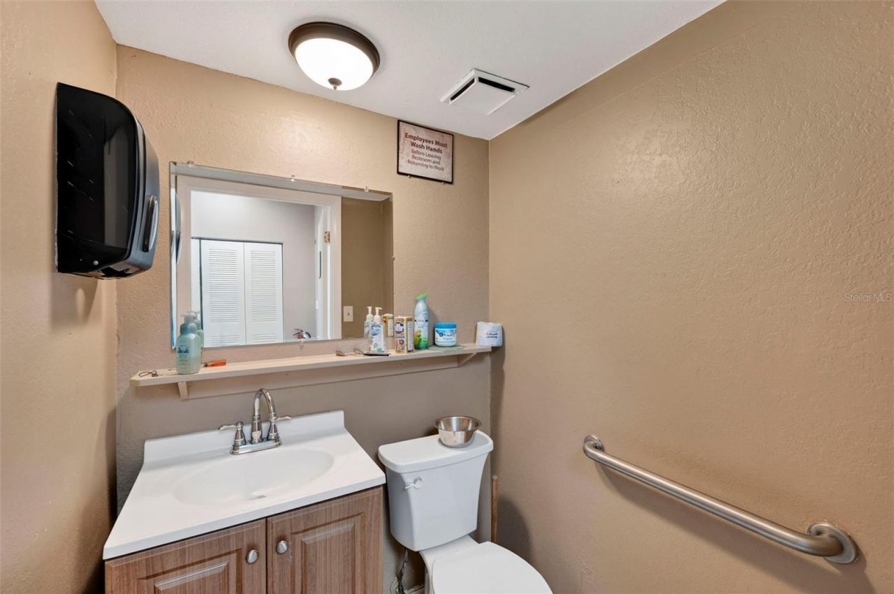 3632 Central Avenue, Saint Petersburg, FL 33711 Photo