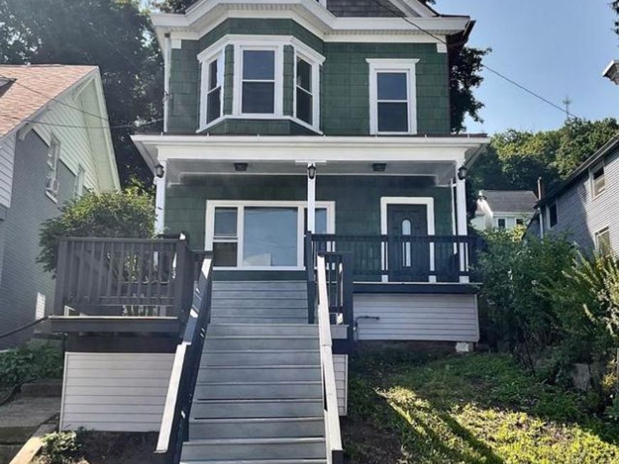 621 Schuylkill Avenue, Pottsville, PA 17901 Main Photo