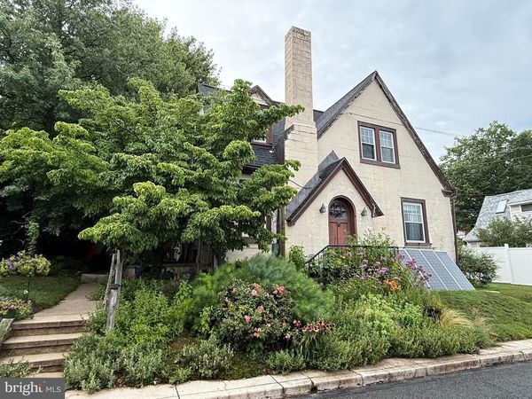 27 JOHNS PLACE, MOHNTON, PA 19540