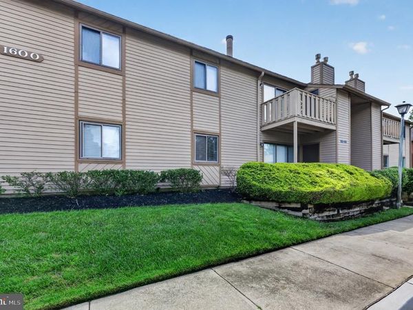 1605 WOODHOLLOW DRIVE, MARLTON, NJ 08053