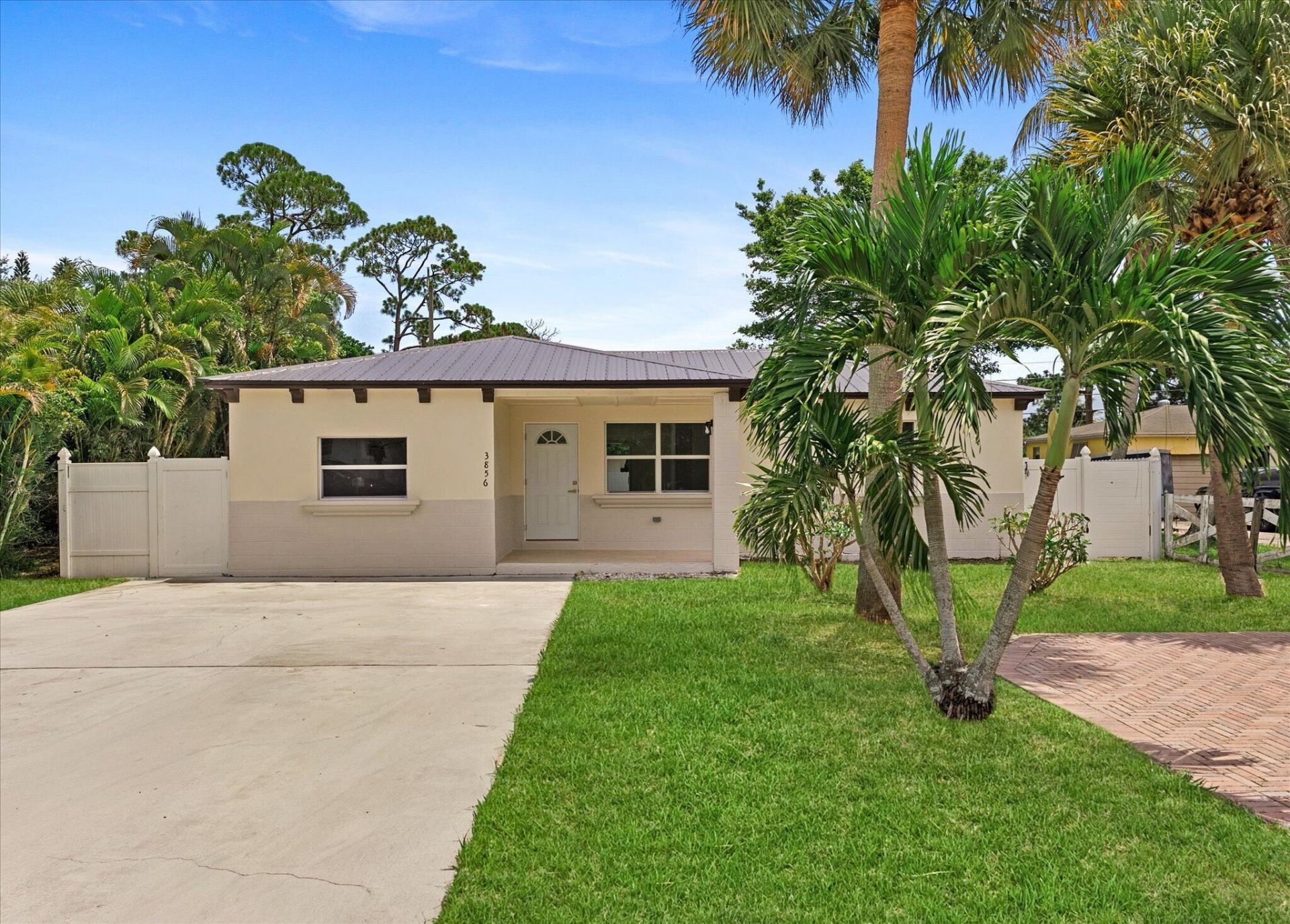 3856 Corrigan Court, Lake Worth Beach, FL 33461 Photo
