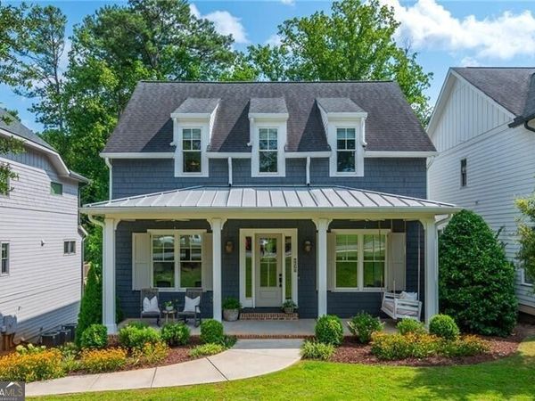 1264 Hayes Drive SE, Smyrna, GA 30080