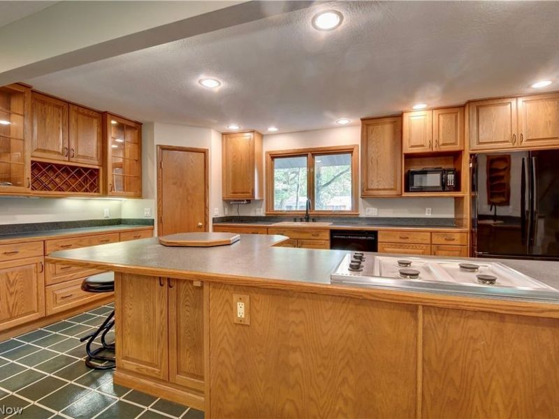3136 Englewood Drive, Stow, OH 44224 Photo 10