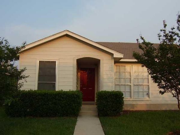 312 E Wild Senna DR, Pflugerville, TX 78660