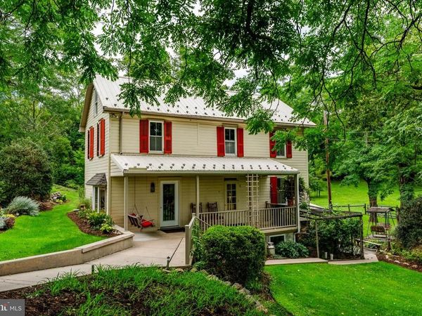 1569 STONEMILL DRIVE, ELIZABETHTOWN, PA 17022