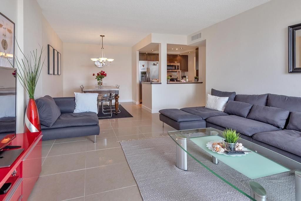 1009 N Ocean Boulevard, Unit 409, Pompano Beach, FL 33062 Photo
