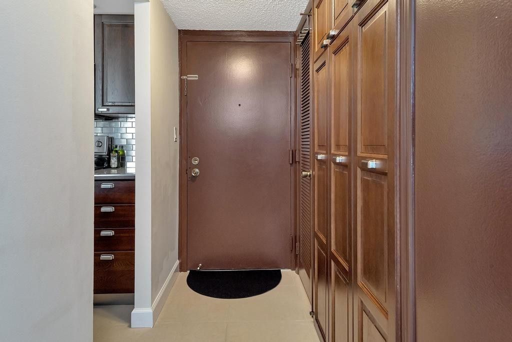1009 N Ocean Boulevard, Unit 409, Pompano Beach, FL 33062 Photo