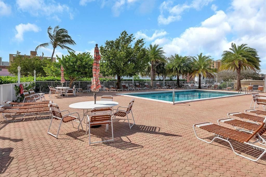 1009 N Ocean Boulevard, Unit 409, Pompano Beach, FL 33062 Photo