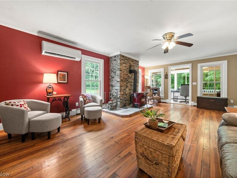 10689 Vaughn Road, Mantua, OH 44255 Photo 6
