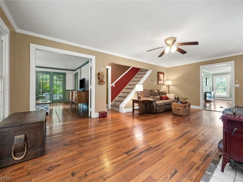 10689 Vaughn Road, Mantua, OH 44255 Photo 7