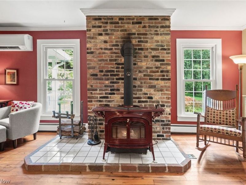 10689 Vaughn Road, Mantua, OH 44255 Photo 8