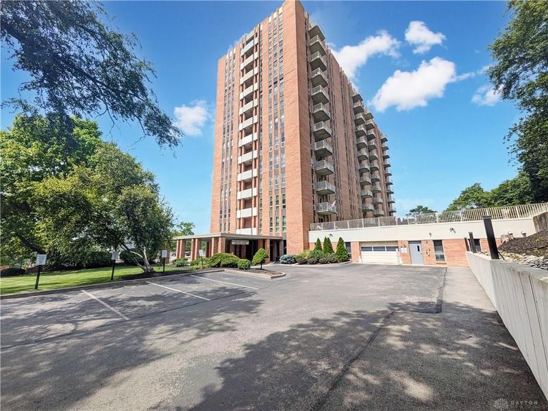 2230 S Patterson Boulevard, Unit 51, Dayton, OH 45409 Photo 2