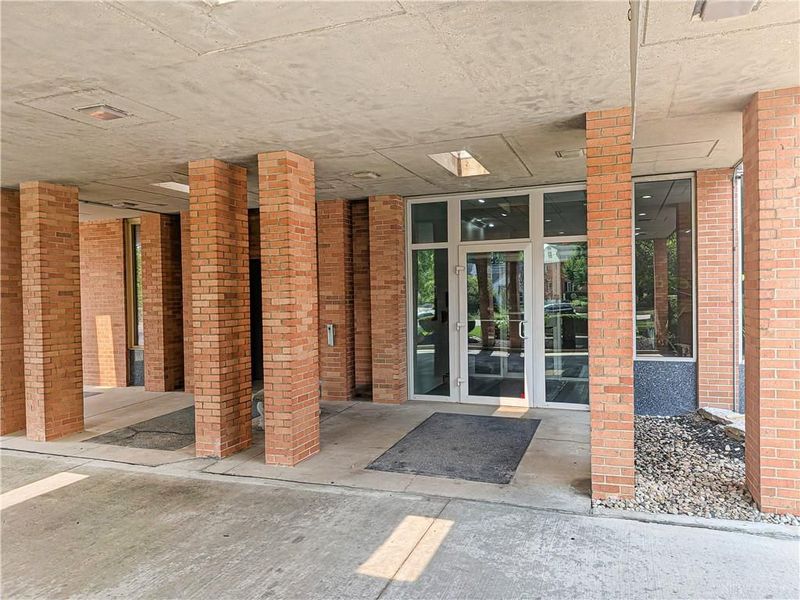 2230 S Patterson Boulevard, Unit 51, Dayton, OH 45409 Photo 3