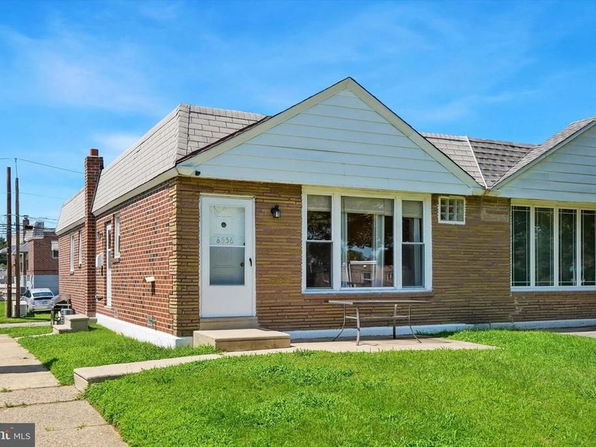 8556 Castor Avenue, Philadelphia, PA 19152 Main Photo