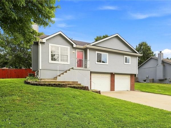 7331 N Crystal Avenue, Kansas City, MO 64119