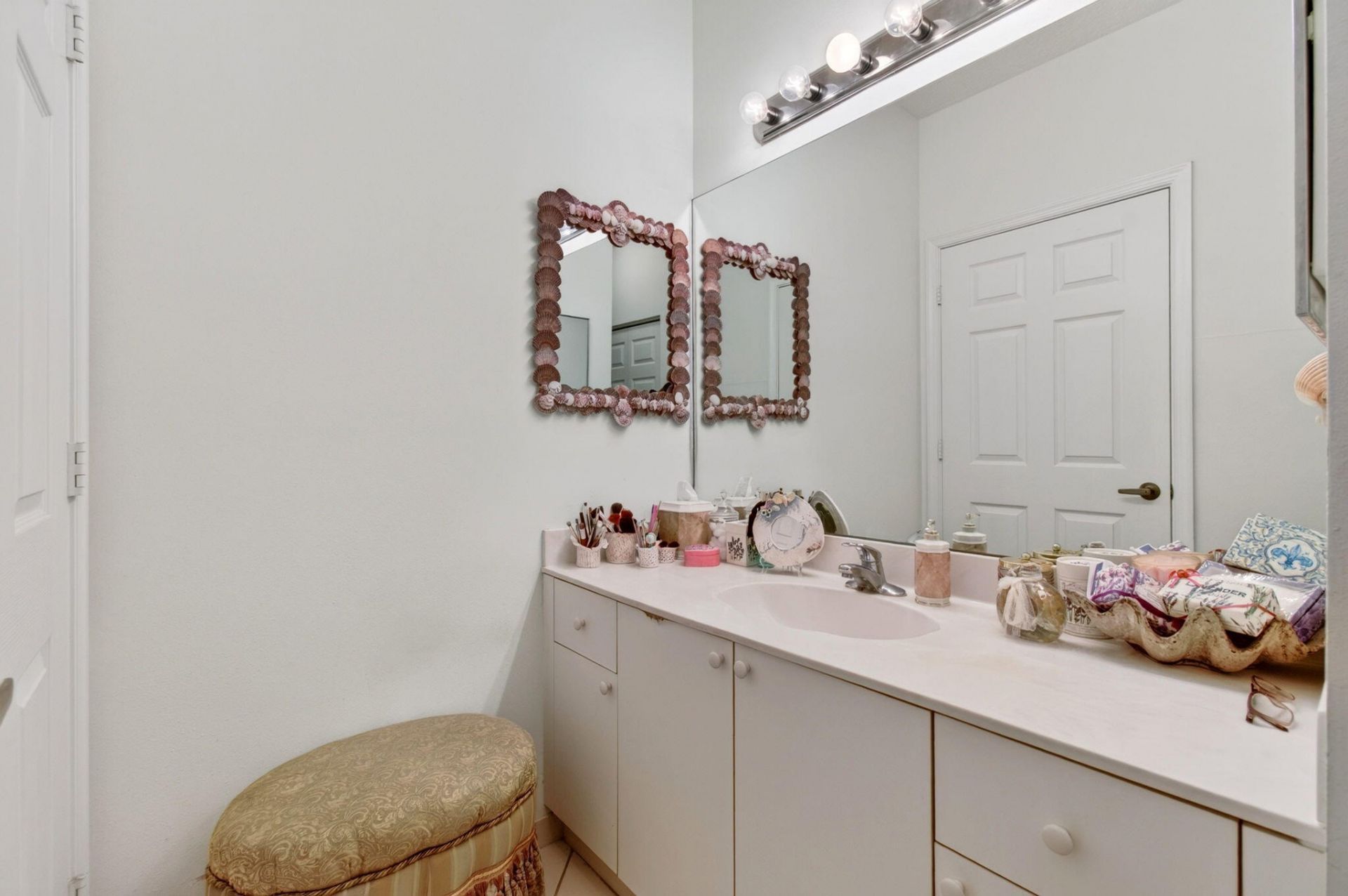 2323 Windjammer Way, West Palm Beach, FL 33411 Photo