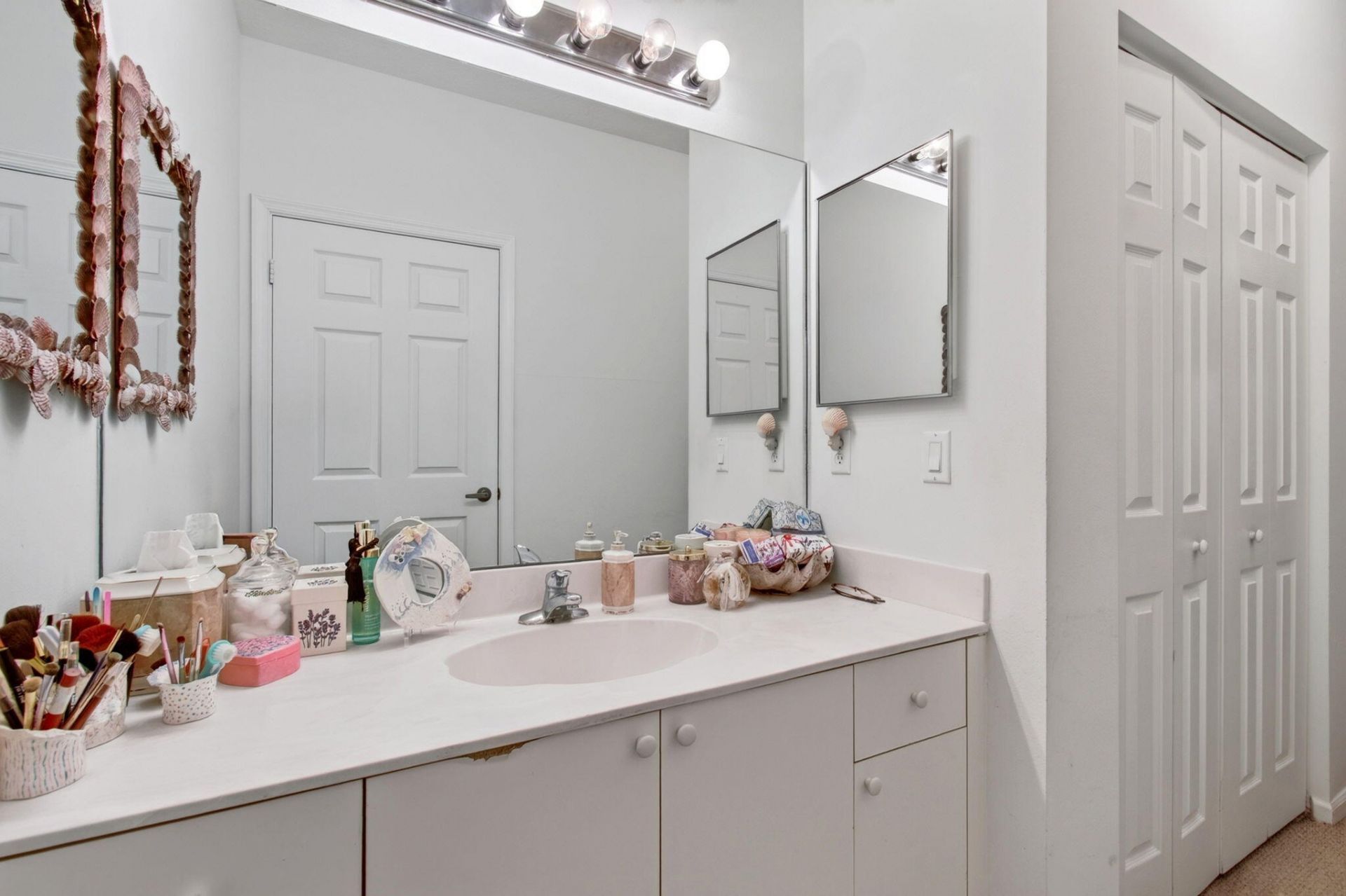 2323 Windjammer Way, West Palm Beach, FL 33411 Photo