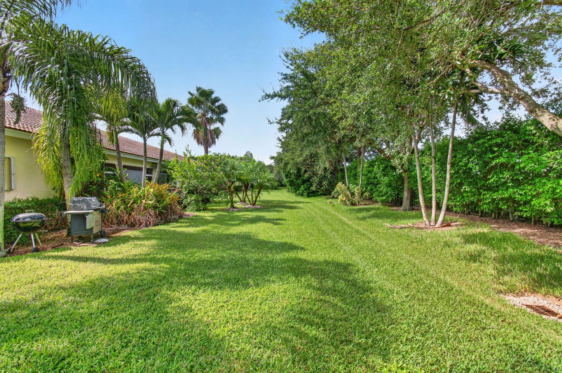 2323 Windjammer Way, West Palm Beach, FL 33411 Photo