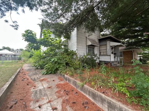 Main Photo