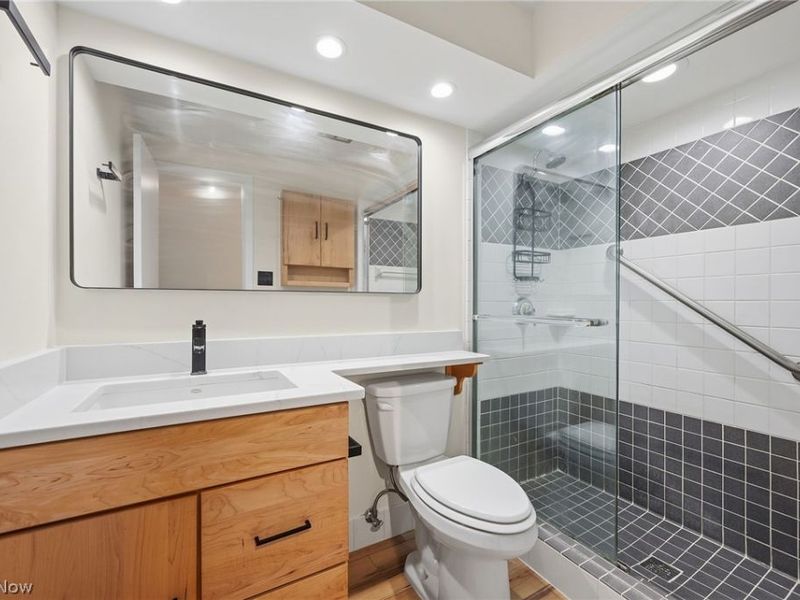 12900 Lake Avenue, Unit 811, Lakewood, OH 44107 Photo 20