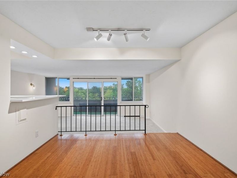 12900 Lake Avenue, Unit 811, Lakewood, OH 44107 Photo 5
