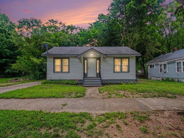 1156 Mc Alister Avenue, Benton Harbor, MI 49022