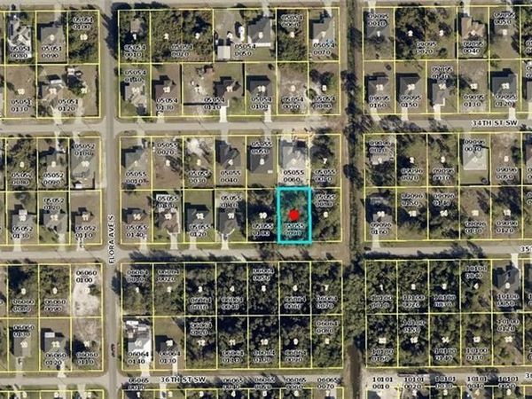 2702 35th ST SW, LEHIGH ACRES, FL 33976