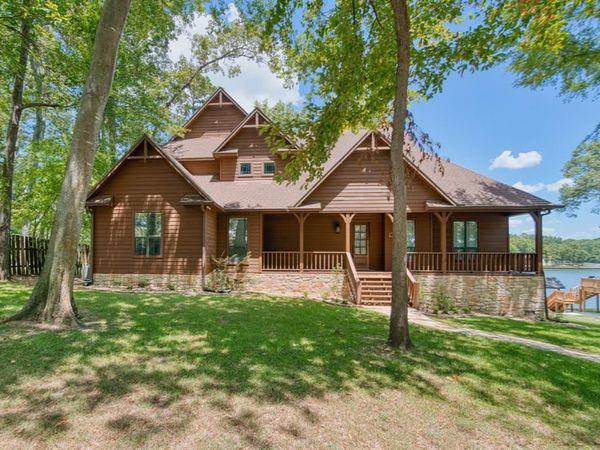811 King Leonard Court, Scroggins, TX 75480