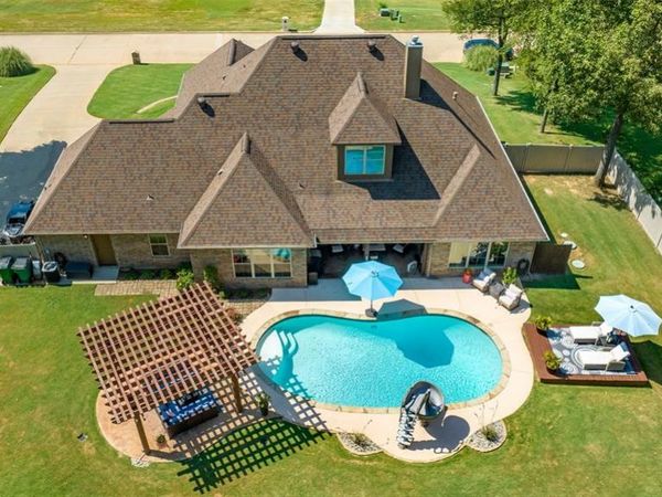 190 Lacebark Lane , Hallsville, TX 75605