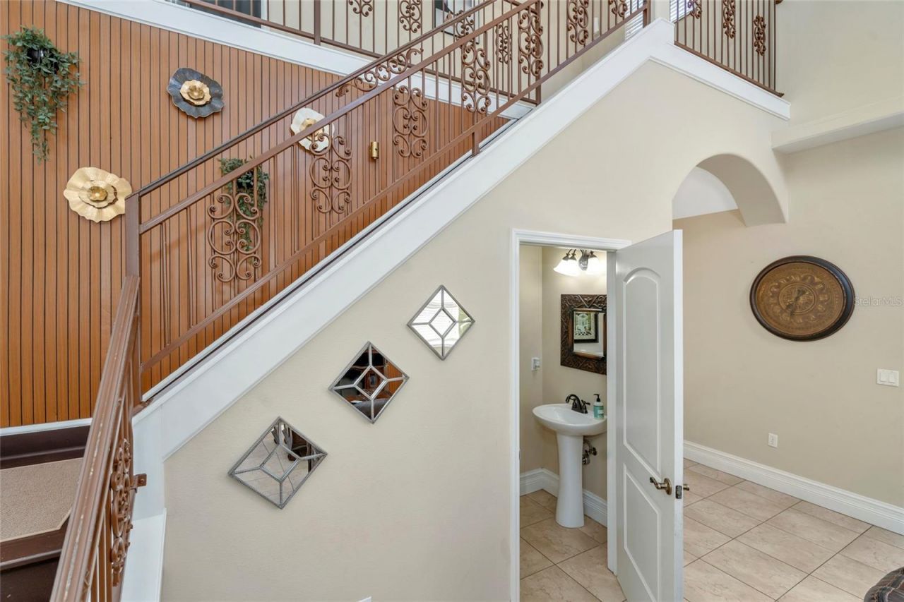10806 Perez Drive, Tampa, FL 33618 Photo