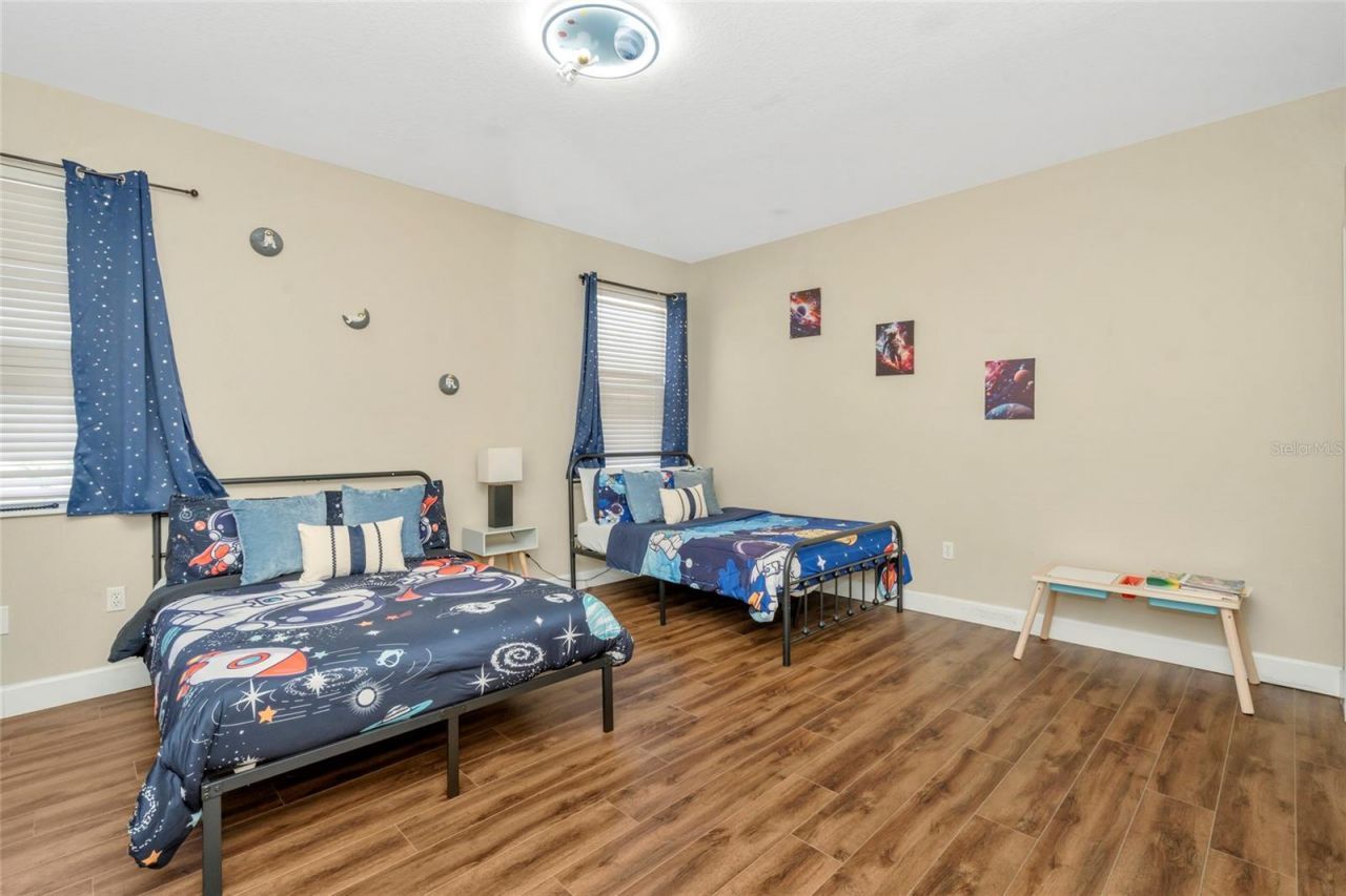 10806 Perez Drive, Tampa, FL 33618 Photo
