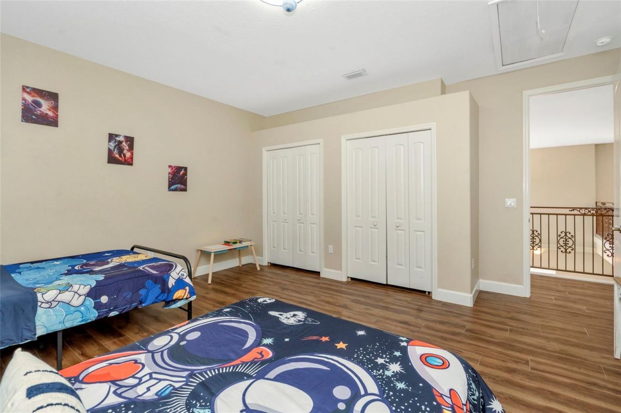 10806 Perez Drive, Tampa, FL 33618 Photo