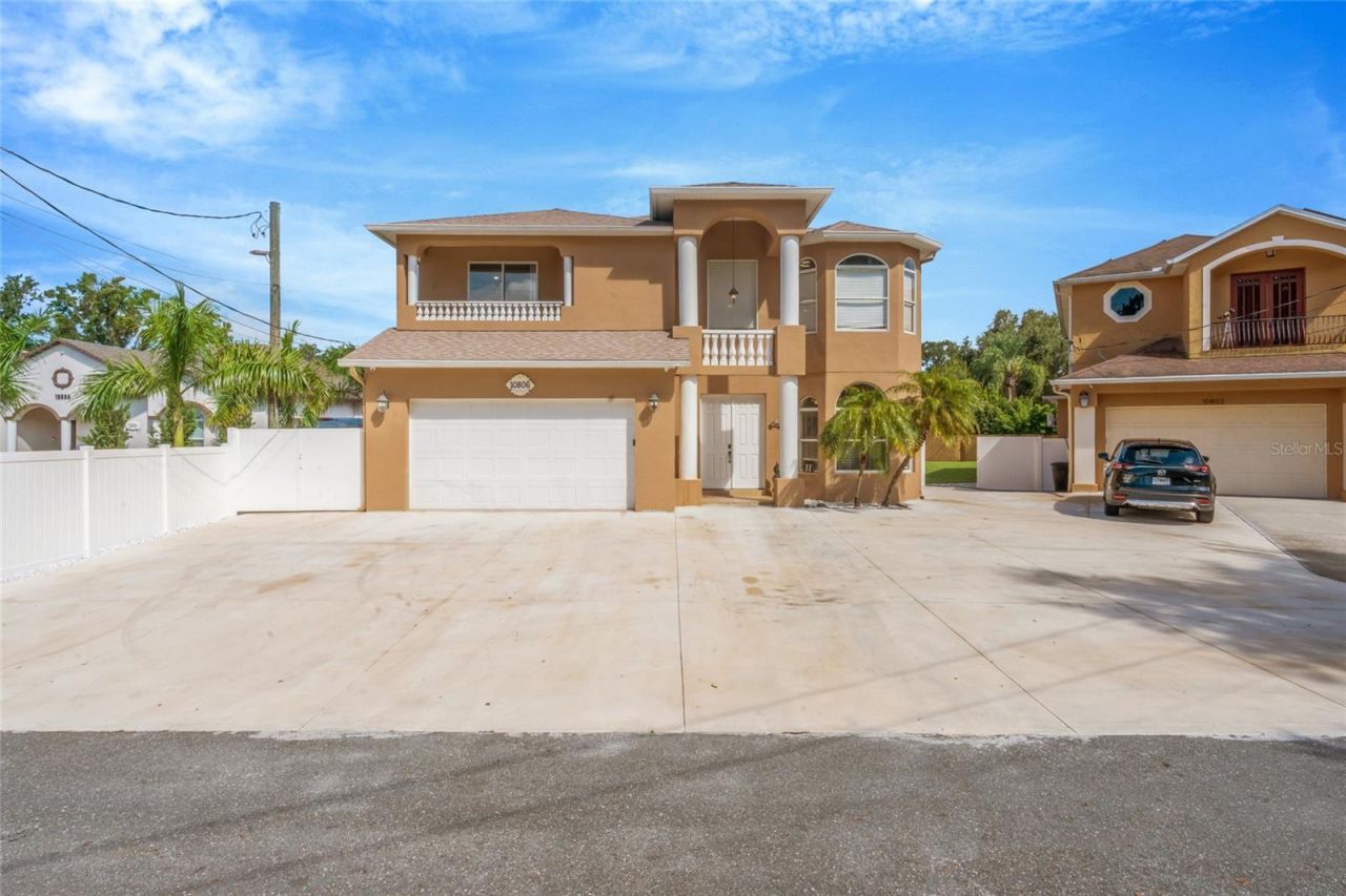 10806 Perez Drive, Tampa, FL 33618 Photo