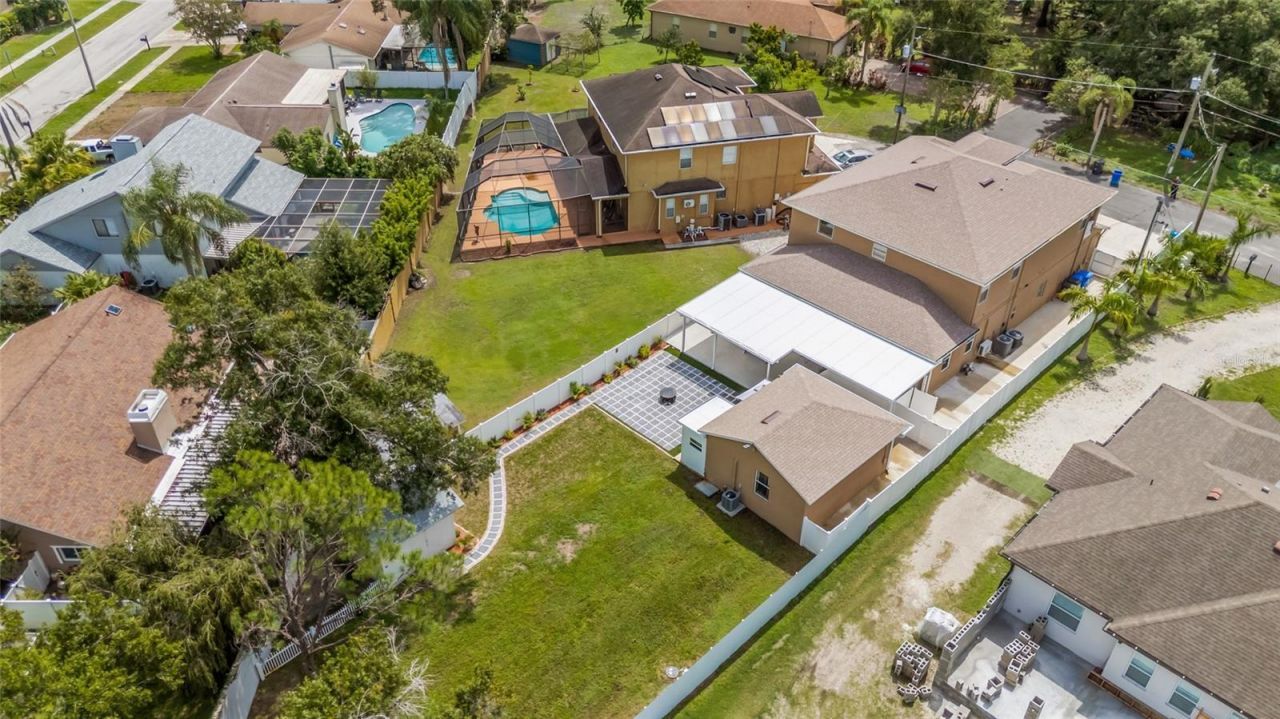 10806 Perez Drive, Tampa, FL 33618 Photo